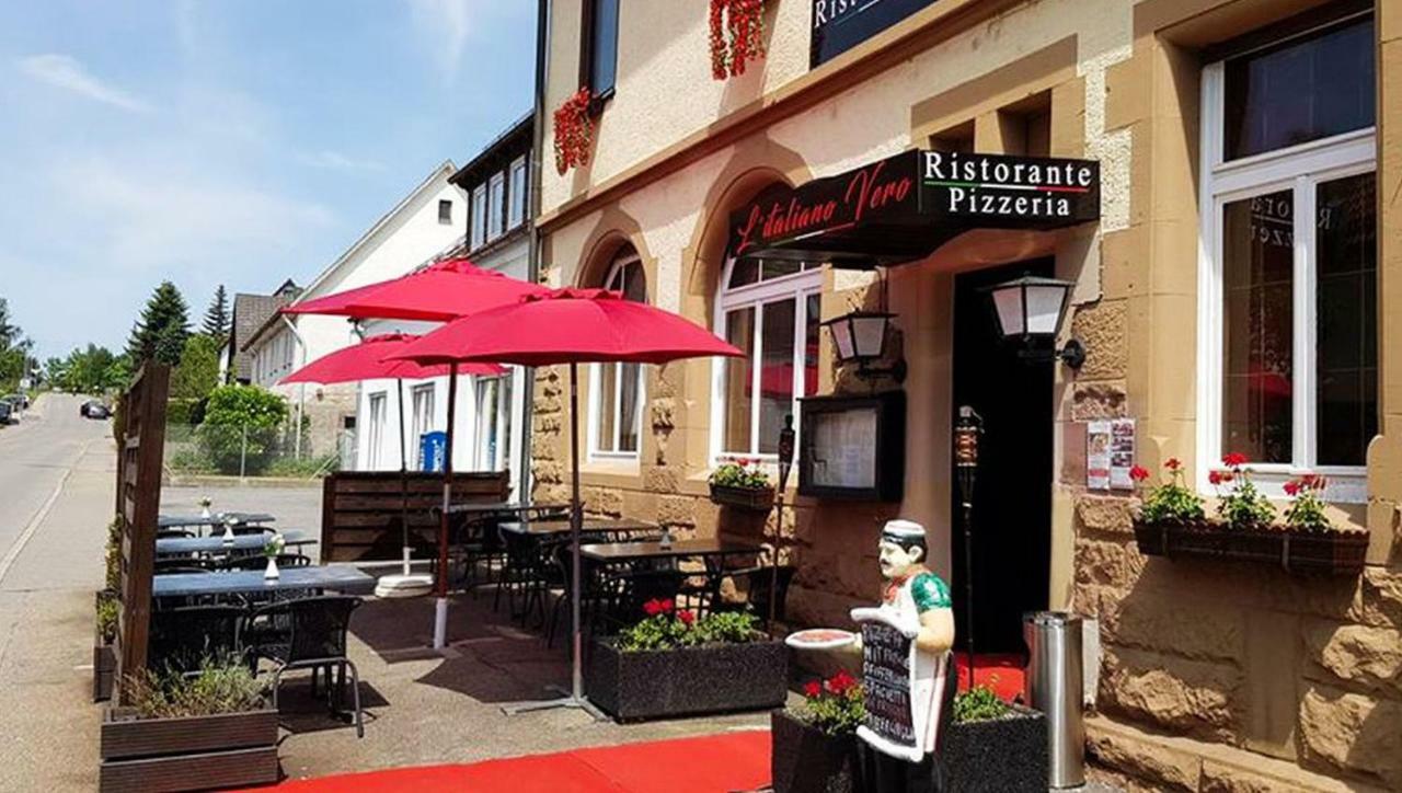 Gasthof L'Italiano Vero Bad Liebenzell Exterior foto